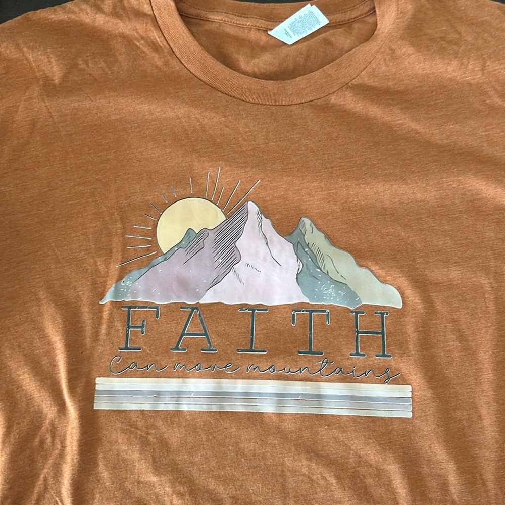 E155 Women's NWOT Canvas Unisex Sz XL orange T-shirt